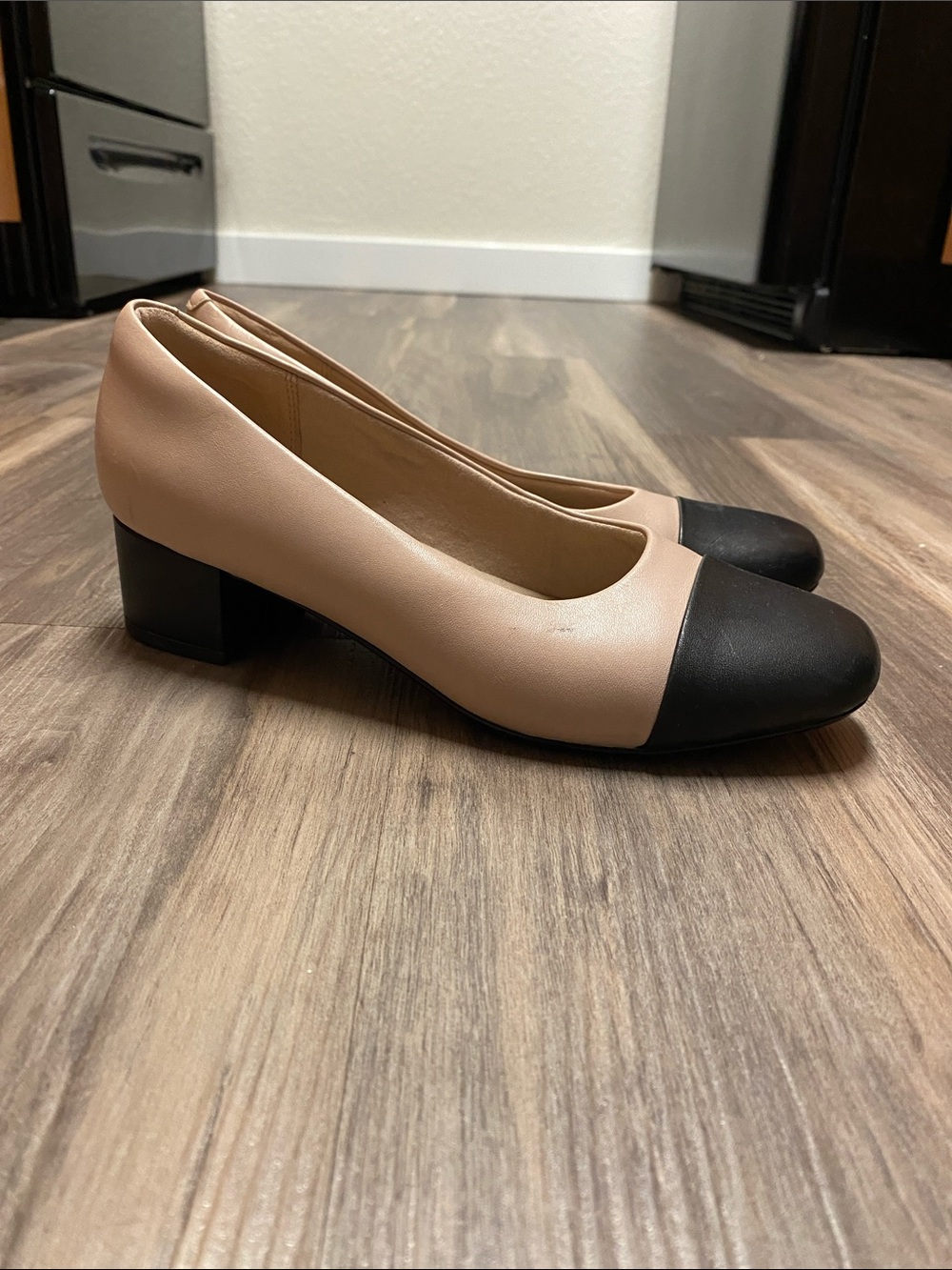 Clarks Two-Tone Block Heel Pumps in Blush and Black